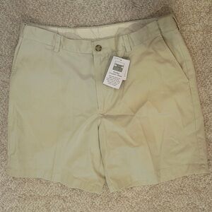 L.L Bean Comfort Waist Khaki Shorts NWT